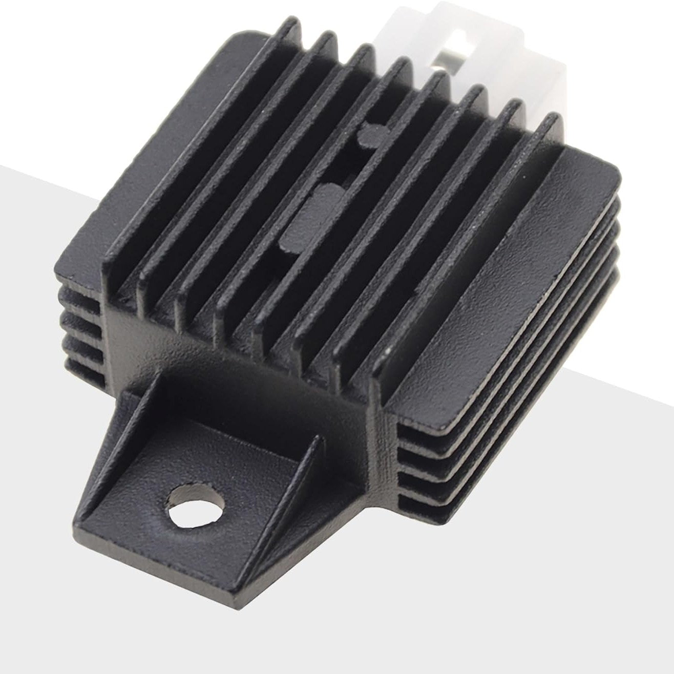 GOOFIT 4 Pin Voltage Rectifier Regulator 12V for GY6 50cc 60cc 80cc 125cc 150cc Chinese Scooters Motors Moped ATV Parts